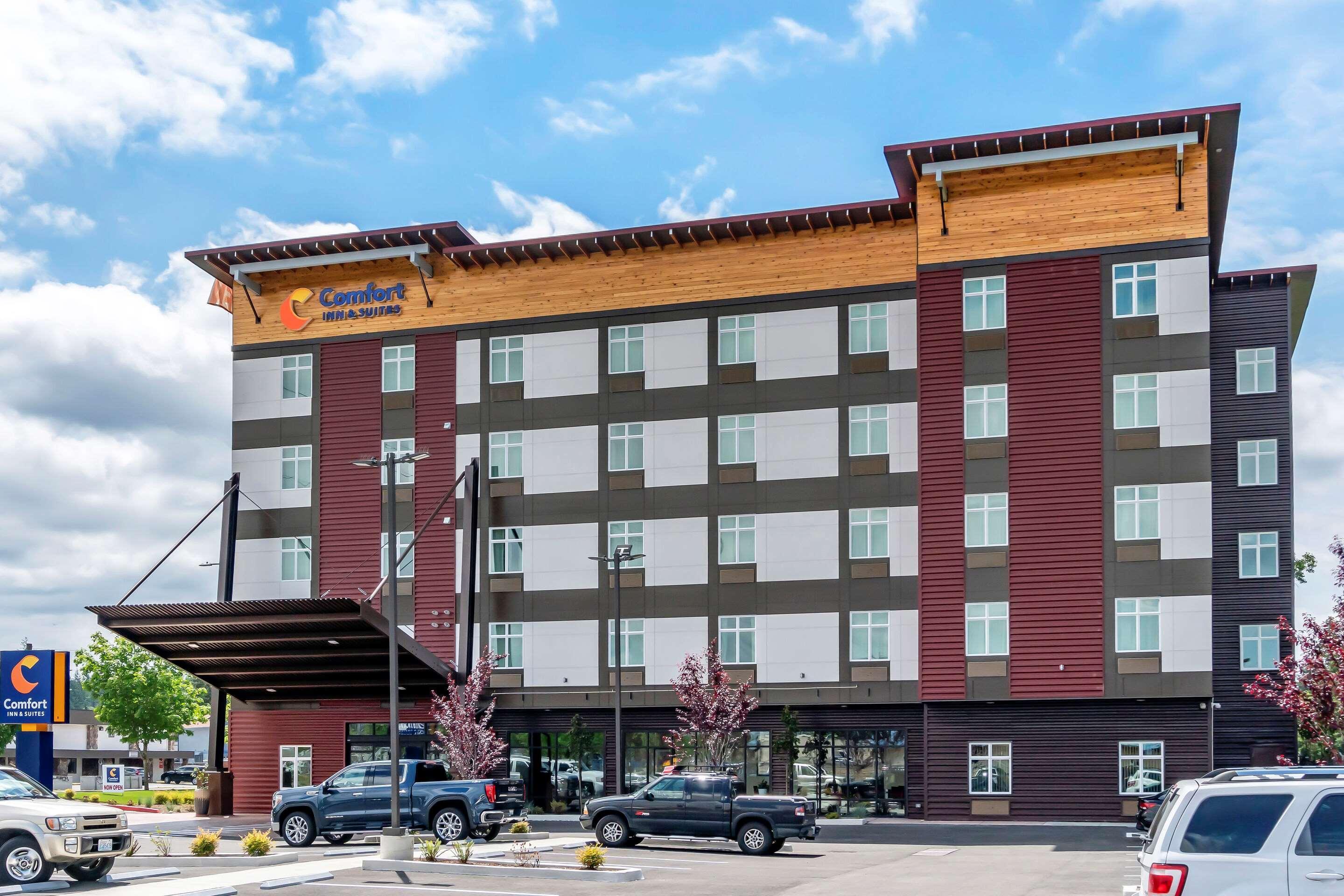 Comfort Inn & Suites Lakewood By Jblm Экстерьер фото